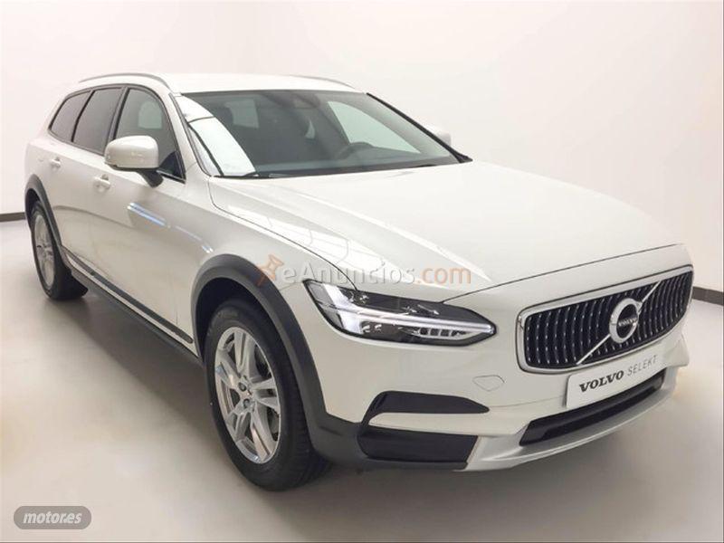 Volvo V 90 2.0 D4 AWD Auto de 2021 con 20 Km por 45.990 EUR. en Toledo