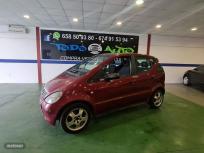 Mercedes Clase A A 160 CLASSIC de 2000 con 299.000 Km por 1.500 EUR. en Asturias