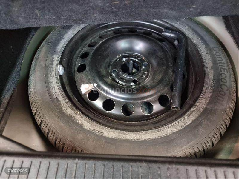 Opel Meriva Cosmo 1.6 XE de 2004 con 121.367 Km por 3.990 EUR. en Tarragona