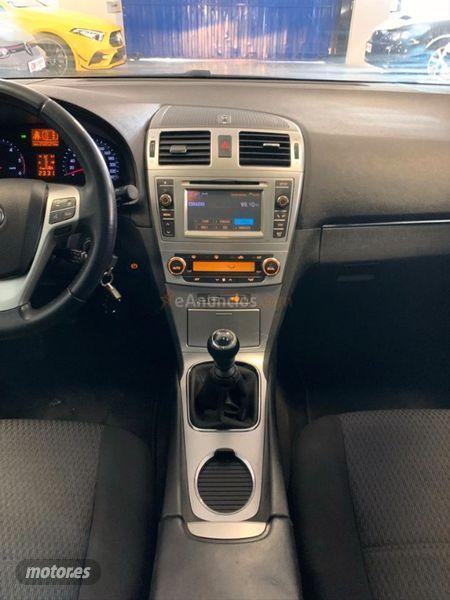 Toyota Avensis 120D Advance Cross Sport de 2012 con 258.500 Km por 6.490 EUR. en Madrid
