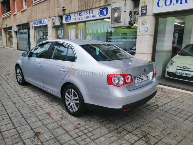 Volkswagen Jetta 1.6 FSI 115cv Advance 