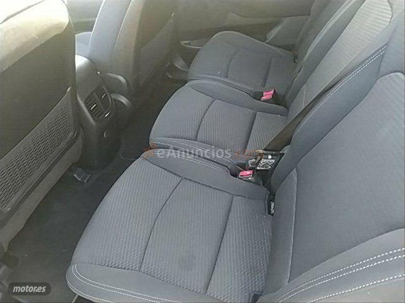 Kia Carens 1.6 GDi 99kW 135CV Concept de 2017 con 112.684 Km por 12.300 EUR. en Toledo