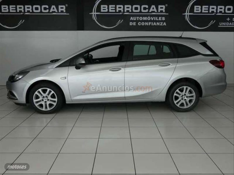Opel Astra 1.6 CDTi 110 CV Selective ST de 2016 con 89.962 Km por 12.940 EUR. en Sevilla