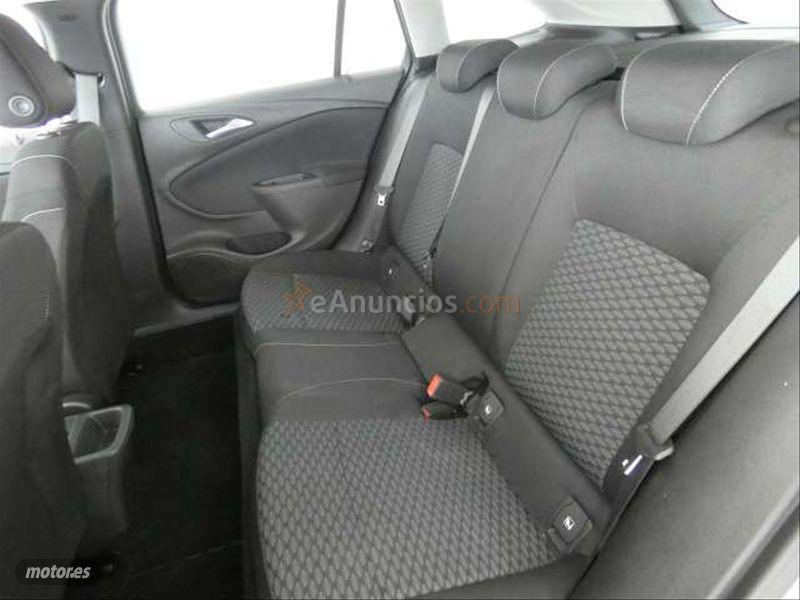 Opel Astra 1.6 CDTi 110 CV Selective ST de 2016 con 89.962 Km por 12.940 EUR. en Sevilla