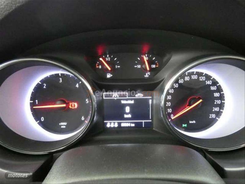 Opel Astra 1.6 CDTi 110 CV Selective ST de 2016 con 89.962 Km por 12.940 EUR. en Sevilla