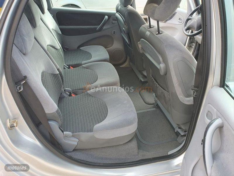 Citroen Xsara Picasso 1.6 16v HDI SX Top de 2006 con 87.000 Km por 4.900 EUR. en Salamanca