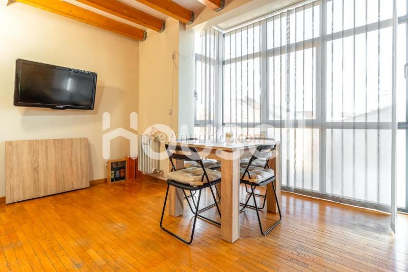 Dúplex en venta de 98 m  Camino de Labiano (Mutilva Alta) 2, bajo, 8, 31192 Aranguren (Nafarroa)