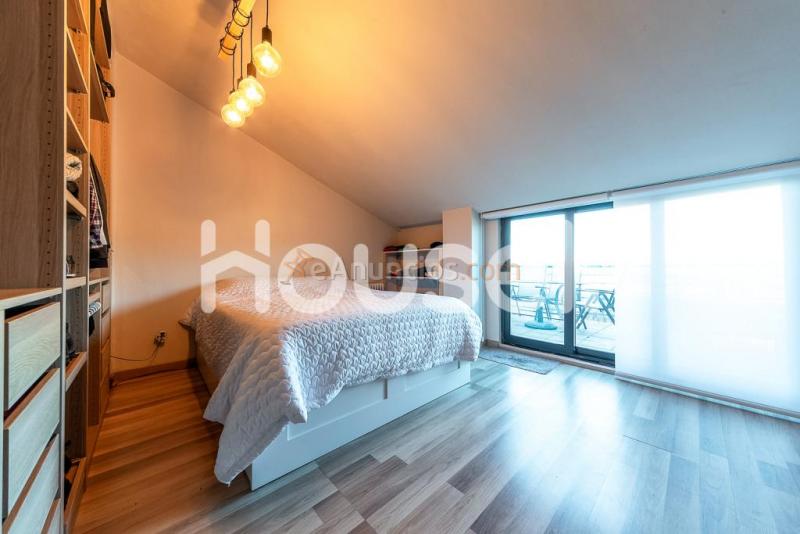 Dúplex en venta de 98 m  Camino de Labiano (Mutilva Alta) 2, bajo, 8, 31192 Aranguren (Nafarroa)