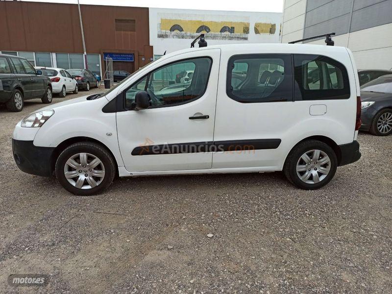 Peugeot Partner Tepee Access 1.6 HDi 75cv de 2013 con 166.000 Km por 6.999 EUR. en Malaga