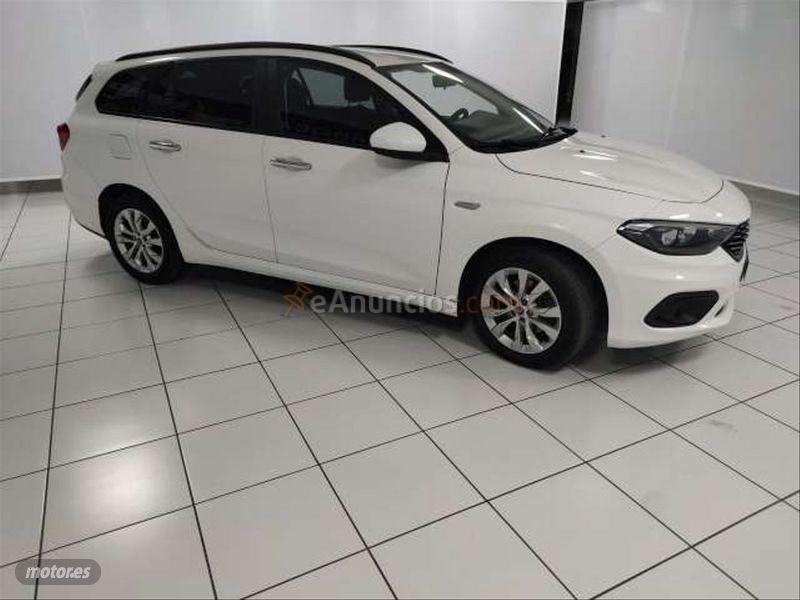 Fiat Tipo 1.3 Easy 70kW 95CV diesel Mjet. SW de 2018 con 31.514 Km por 13.940 EUR. en Sevilla