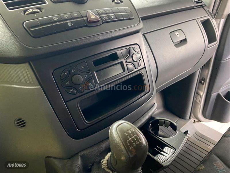 Mercedes Viano 2.2 CDI Trend Larga de 2005 con 178.000 Km por 10.990 EUR. en La Coruna