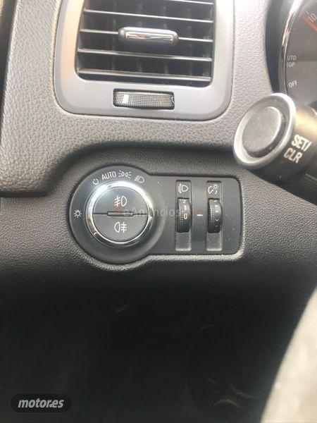 Opel Insignia Spo. Tourer 2.0CDTI 130CV Selective Auto de 2012 con 220.700 Km por 5.590 EUR. en Badajoz