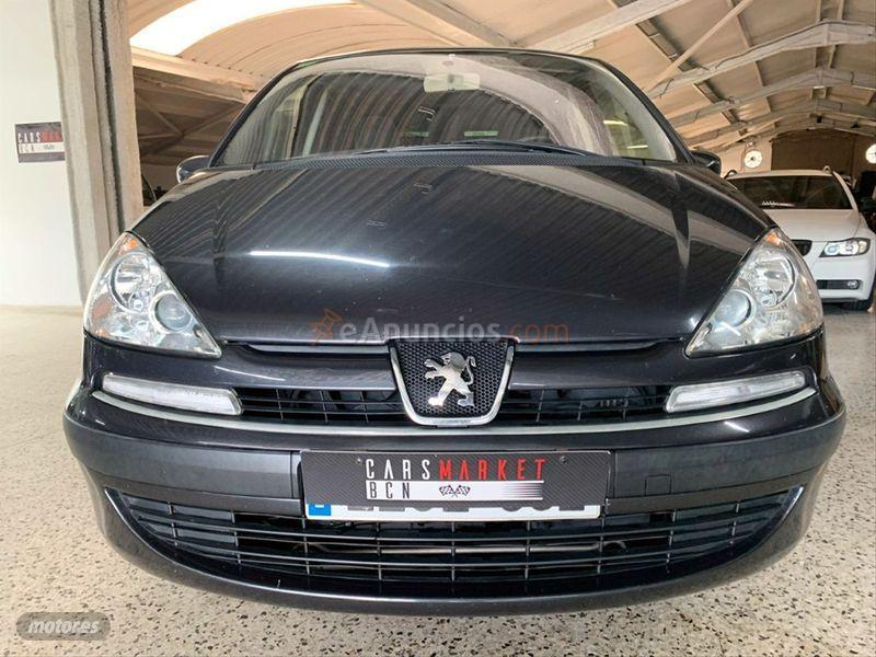Peugeot 807 ST 2.0 HDI de 2003 con 230.000 Km por 3.900 EUR. en Barcelona