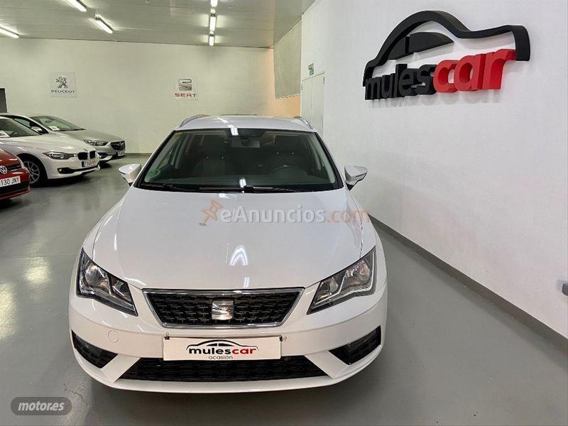 Seat Leon ST 1.6 TDI 110cv StSp Style de 2016 con 179.000 Km por 8.900 EUR. en Sevilla