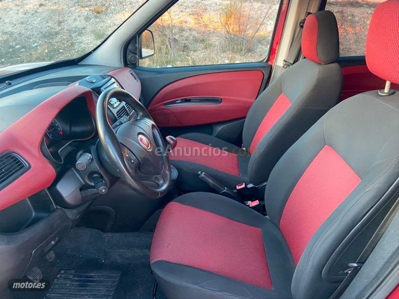 Fiat Doblo Panorama Emotion 2.0 Multijet 135cv de 2010 con 160.000 Km por 6.800 EUR. en Madrid
