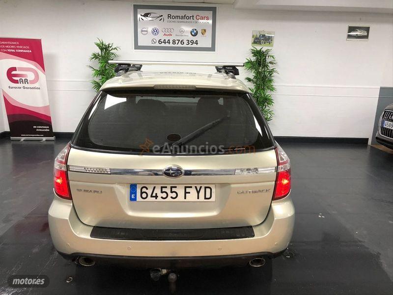 Subaru Outback 2.5i de 2008 con 218.765 Km por 4.999 EUR. en Sevilla
