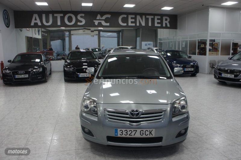Toyota Avensis 1.8 VVTi Advance Cross Sport de 2008 con 97.000 Km por 5.750 EUR. en Cadiz