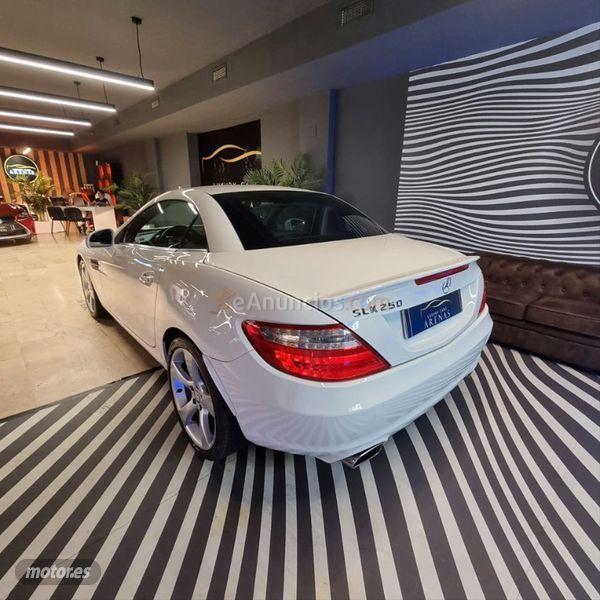 Mercedes Clase SLK SLK 250 BlueEfficiency de 2012 con 233.000 Km por 20.900 EUR. en Sevilla