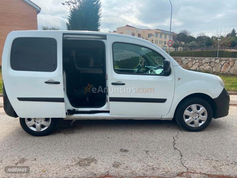 Renault Kangoo Combi Expression 2011 dCi 90 E5 de 2011 con 230.000 Km por 4.990 EUR. en Madrid