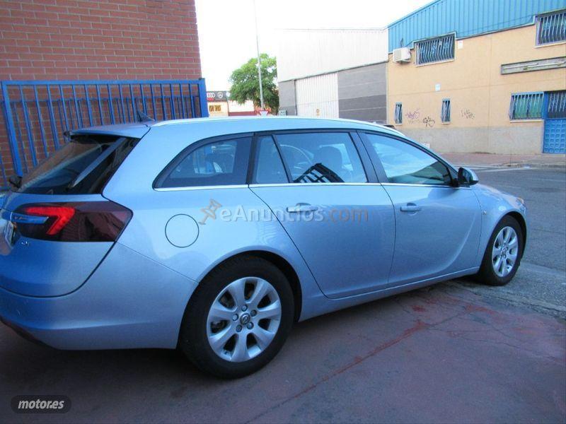 Opel Insignia ST 2.0 CDTI ecoFLEX SS 140 Excellence de 2014 con 184.000 Km por 8.999 EUR. en Madrid