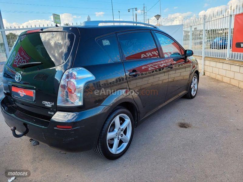 Toyota Corolla Verso 2.2 D4D 136cv Luna de 2007 con 96.000 Km por 4.990 EUR. en Alicante