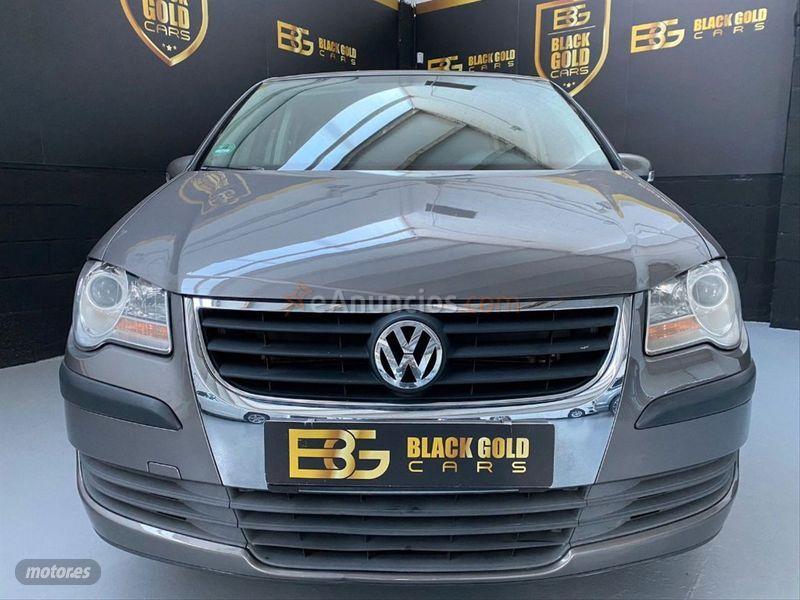 Volkswagen Touran 1.9 TDI 105cv Edition de 2008 con 233.000 Km por 6.490 EUR. en Madrid