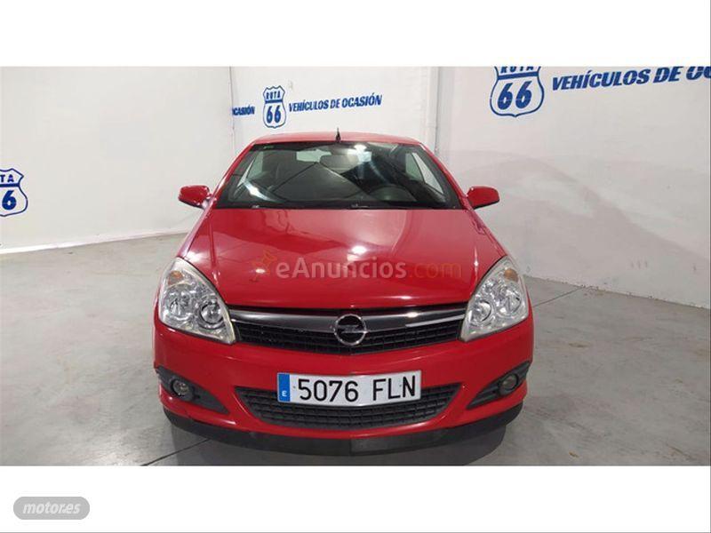 Opel Astra Twin Top 1.9 CDTi Cosmo de 2007 con 169.000 Km por 5.500 EUR. en Madrid