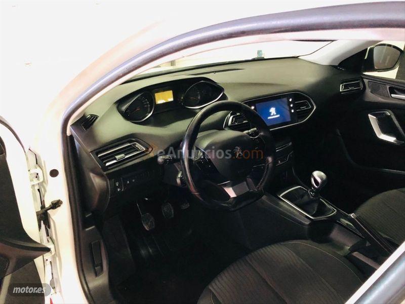 Peugeot 308 SW Business Line 1.6 BlueHDi 88KW 120CV de 2017 con 120.000 Km por 8.900 EUR. en Las Palmas