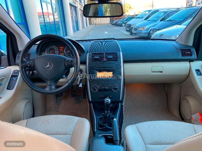 Mercedes Clase A A 180 BE de 2011 con 86.000 Km por 9.900 EUR. en Madrid