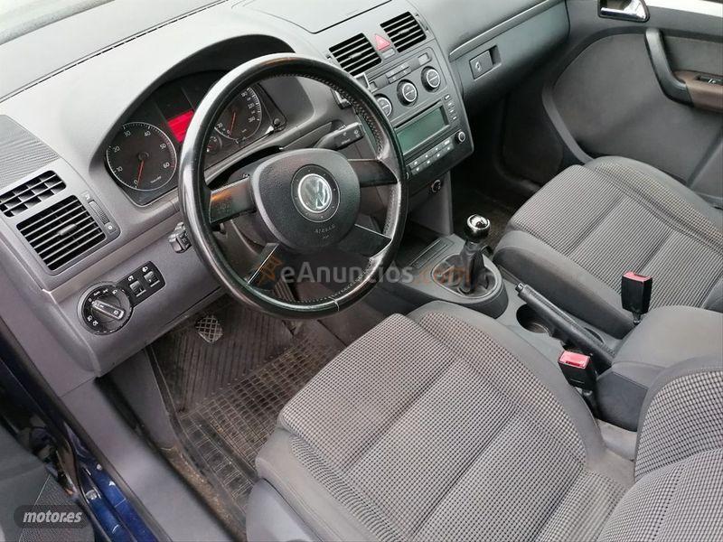 Volkswagen Touran 2.0 TDI TRENDLINE de 2003 con 187.000 Km por 4.900 EUR. en Las Palmas