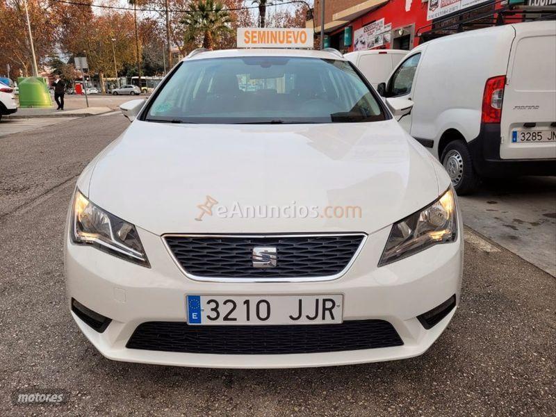 Seat Leon ST 1.6 TDI 110cv StSp Style Ecomotive de 2015 con 210.732 Km por 9.500 EUR. en Malaga