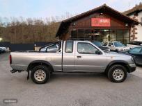 Nissan Pick up 2.5 TD KINGCAB de 2000 con 190.000 Km por 8.900 EUR. en Navarra