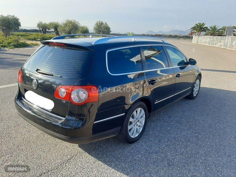 Volkswagen Passat Variant 1.9 TDI Advance de 2006 con 310.000 Km por 3.600 EUR. en Murcia