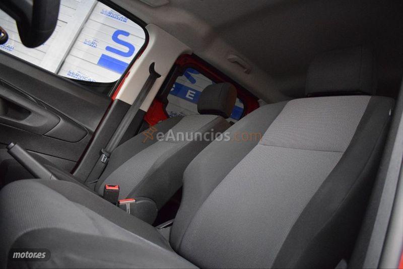 Citroen Berlingo Talla M PureTech 110 SS SHINE de 2019 con 22.000 Km por 15.950 EUR. en Las Palmas