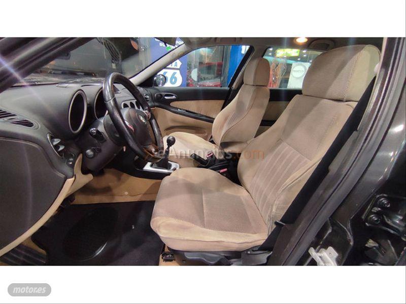 Alfa Romeo 156 1.9 JTD Impression Sportwagon de 2004 con 209.000 Km por 3.500 EUR. en Madrid