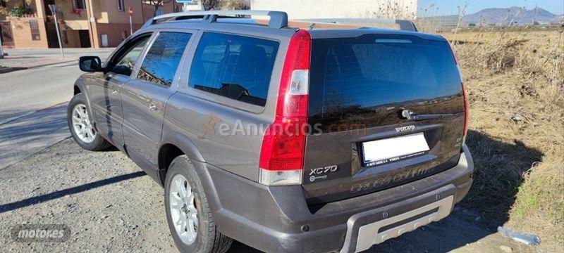Volvo XC 70 2.4 D5 Summum de 2005 con 266.000 Km por 5.999 EUR. en Granada
