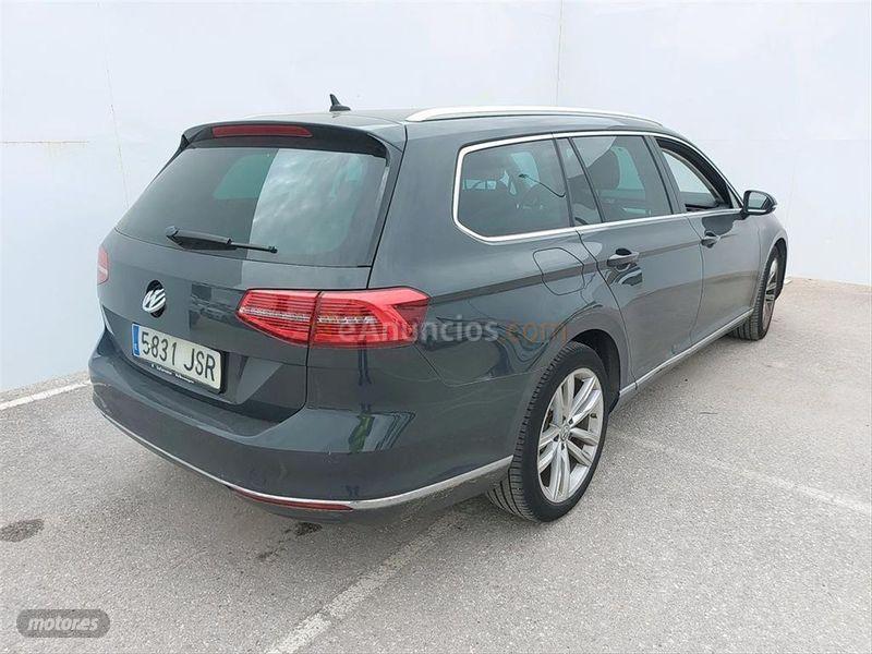 Volkswagen Passat Variant Sport 2.0 TDI 150CV BMT de 2016 con 154.987 Km por 17.950 EUR. en Sevilla