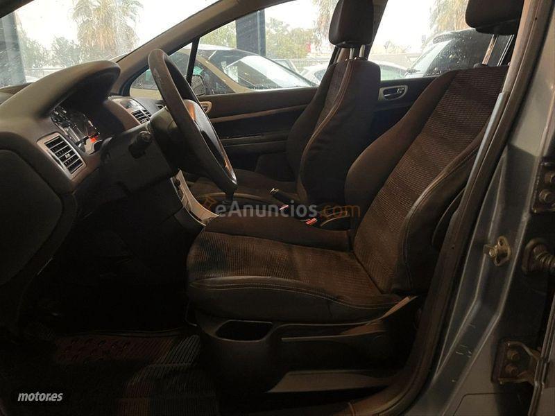 Peugeot 307 SW 1.6 HDi 90 DSign de 2008 con 250.133 Km por 2.499 EUR. en Sevilla