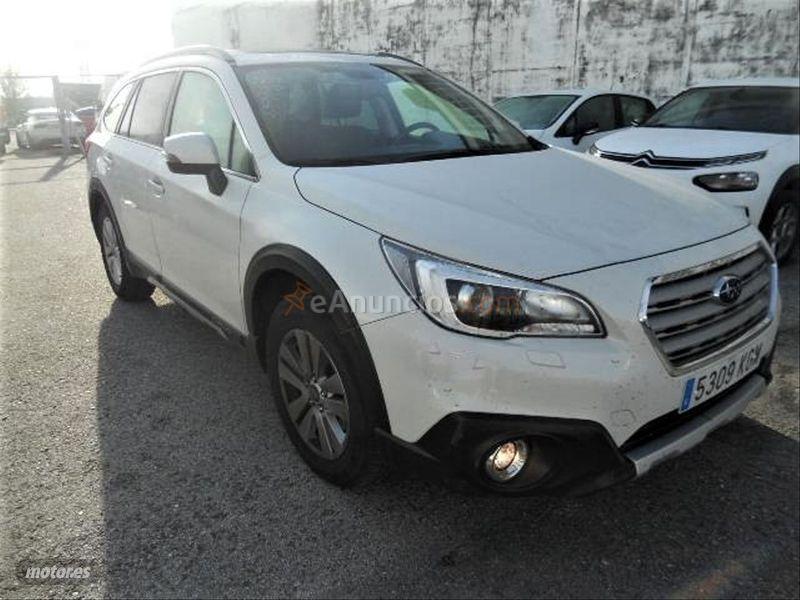 Subaru Outback 2.5i Executive Plus CVT Lineartronic AWD de 2018 con 49.000 Km por 26.990 EUR. en Madrid