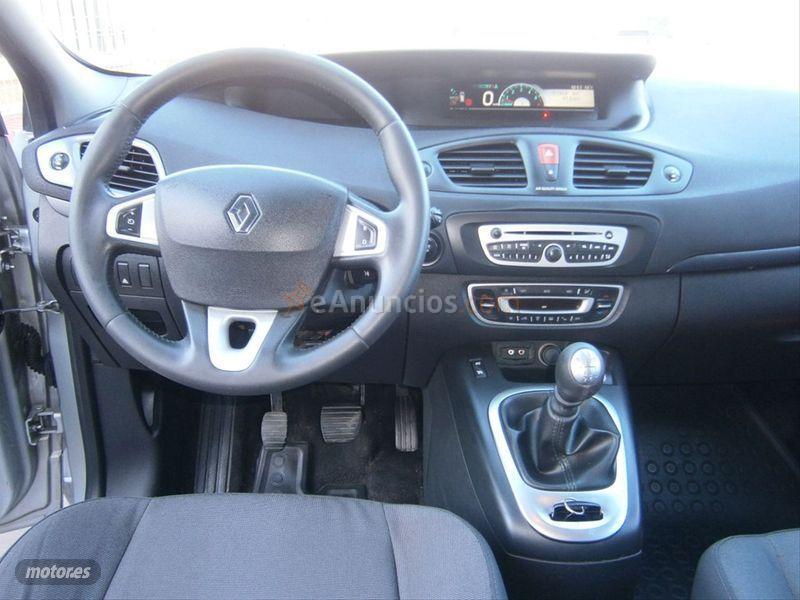 Renault Scenic Emotion dCi 110 eco2 de 2011 con 152.689 Km por 7.700 EUR. en Malaga