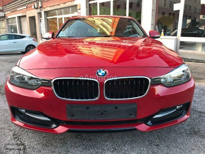 BMW Serie 3 318d Touring de 2014 con 179.000 Km por 13.990 EUR. en Asturias