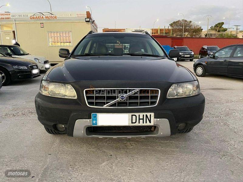 Volvo XC 70 2.4 D5 Summum de 2005 con 326.149 Km por 4.499 EUR. en Madrid