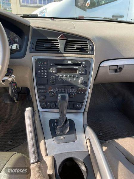 Volvo XC 70 2.4 D5 Summum de 2005 con 326.149 Km por 4.499 EUR. en Madrid