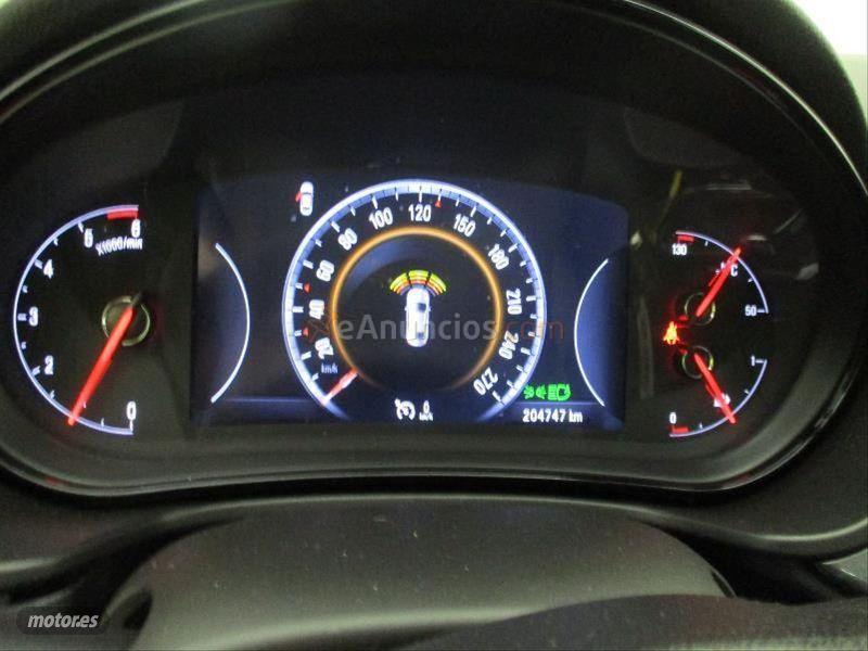 Opel Insignia ST 1.6 CDTI SS ecoFLEX 136 Excellence de 2016 con 198.000 Km por 9.900 EUR. en Leon