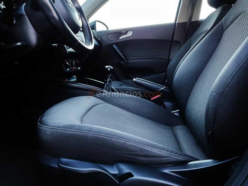 Audi A1  Sportback 1.4 TDi 90cv 5 PUERTAS  5 PLAZAS 