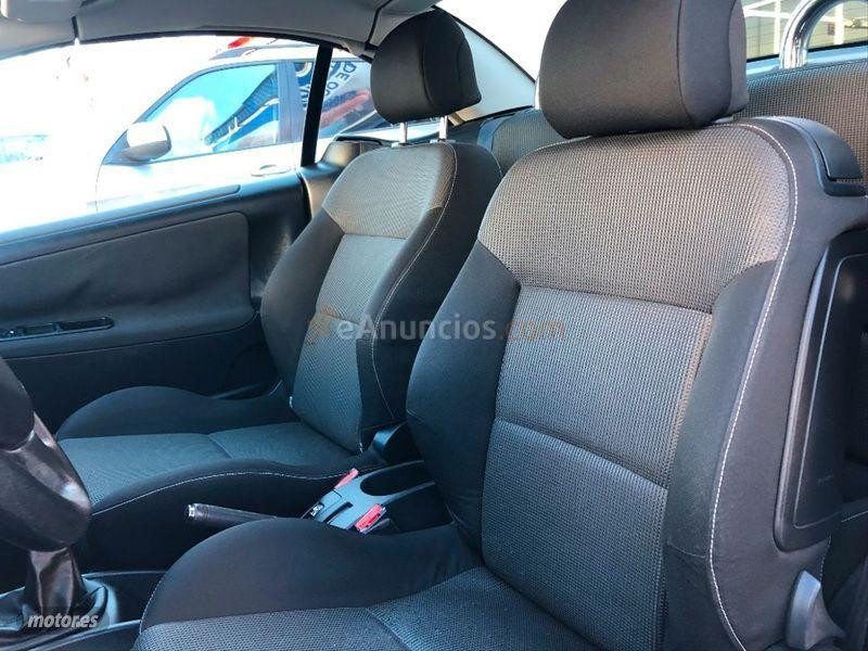 Peugeot 207 CC 1.6 VTi 16v 120 de 2009 con 95.759 Km por 6.990 EUR. en Madrid