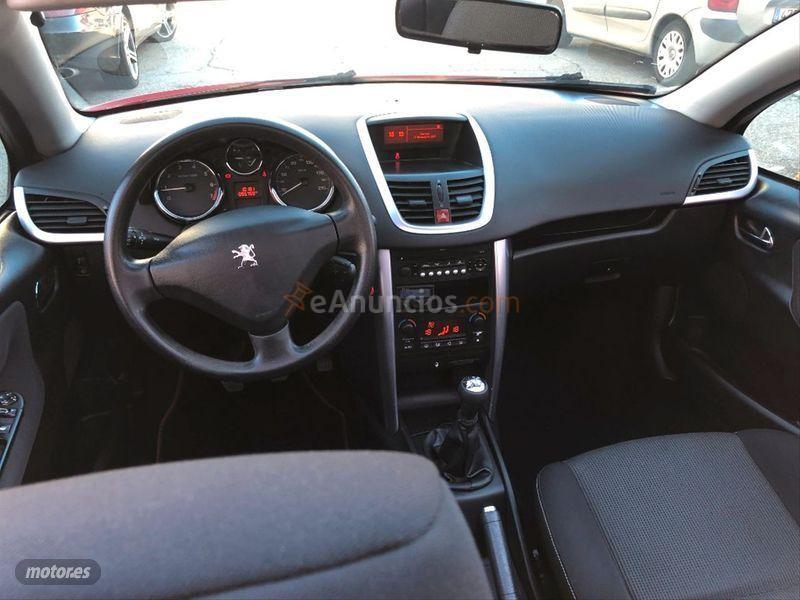 Peugeot 207 CC 1.6 VTi 16v 120 de 2009 con 95.759 Km por 6.990 EUR. en Madrid