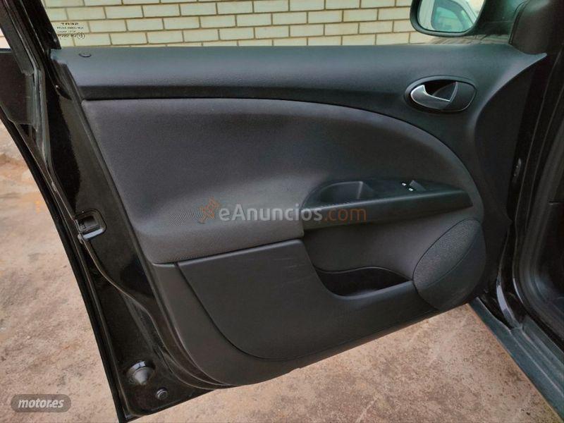 Seat Altea XL 1.6 TDI 105cv EEcomotive Reference de 2012 con 164.152 Km por 7.990 EUR. en Sevilla