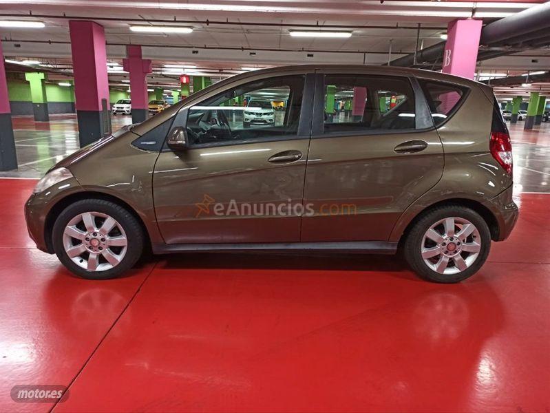 Mercedes Clase A A 160 de 2010 con 189.000 Km por 5.490 EUR. en Madrid
