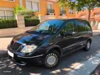 Lancia Phedra 2.2 16v JTD Executive 6M de 2006 con 190.000 Km por 4.990 EUR. en Valladolid
